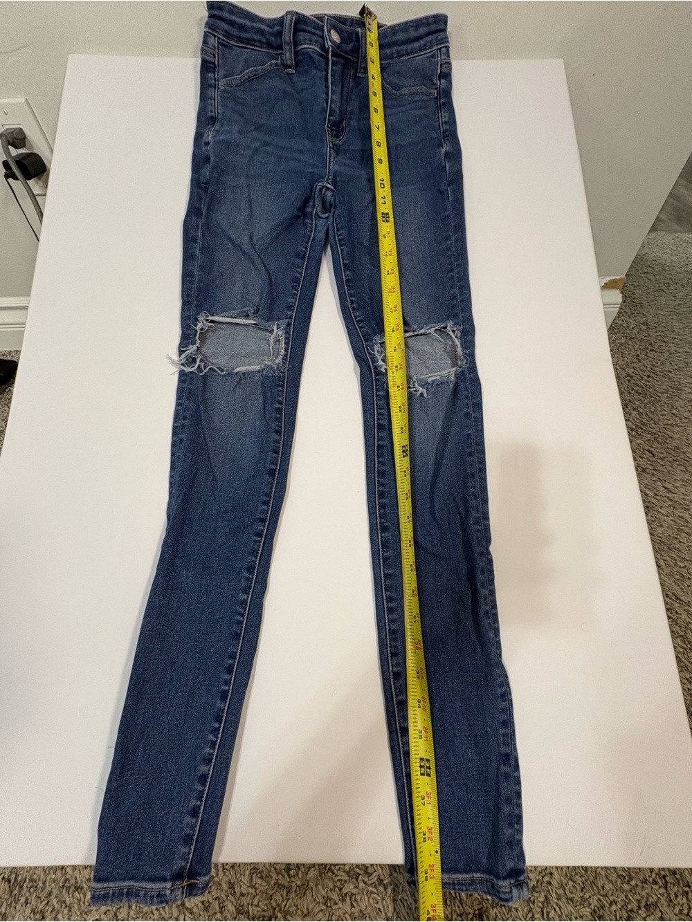 Sz 4 American Eagle Outfitters Blue Distressed Skinny Jeans
